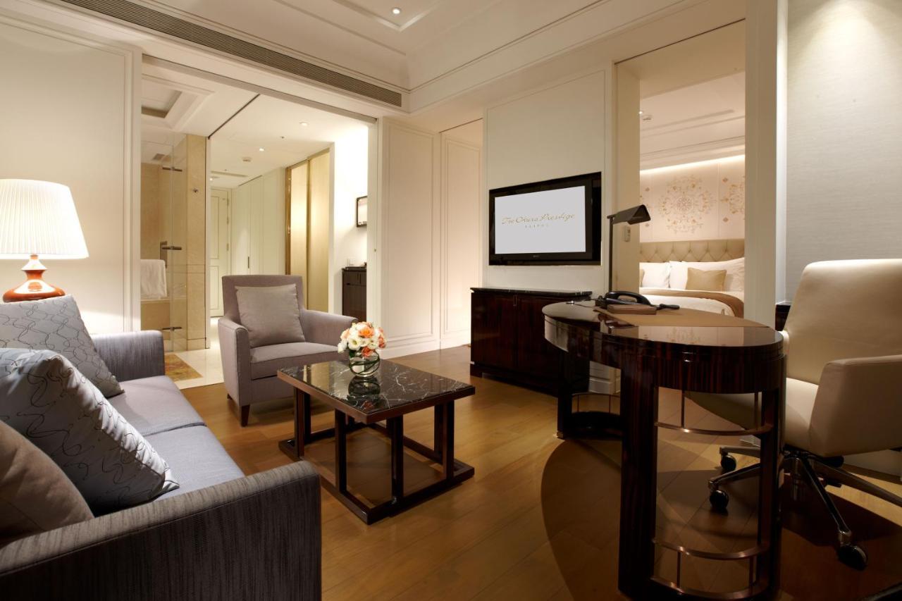 Hotel The Okura Prestige Taipéi Exterior foto A suite at The Peninsula