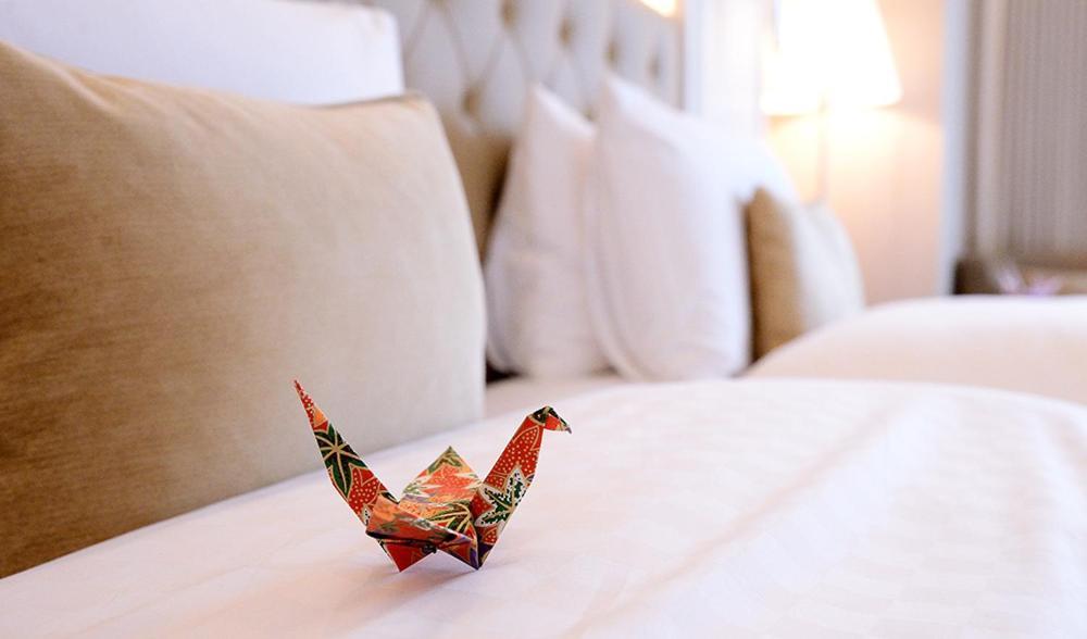 Hotel The Okura Prestige Taipéi Exterior foto A paper crane