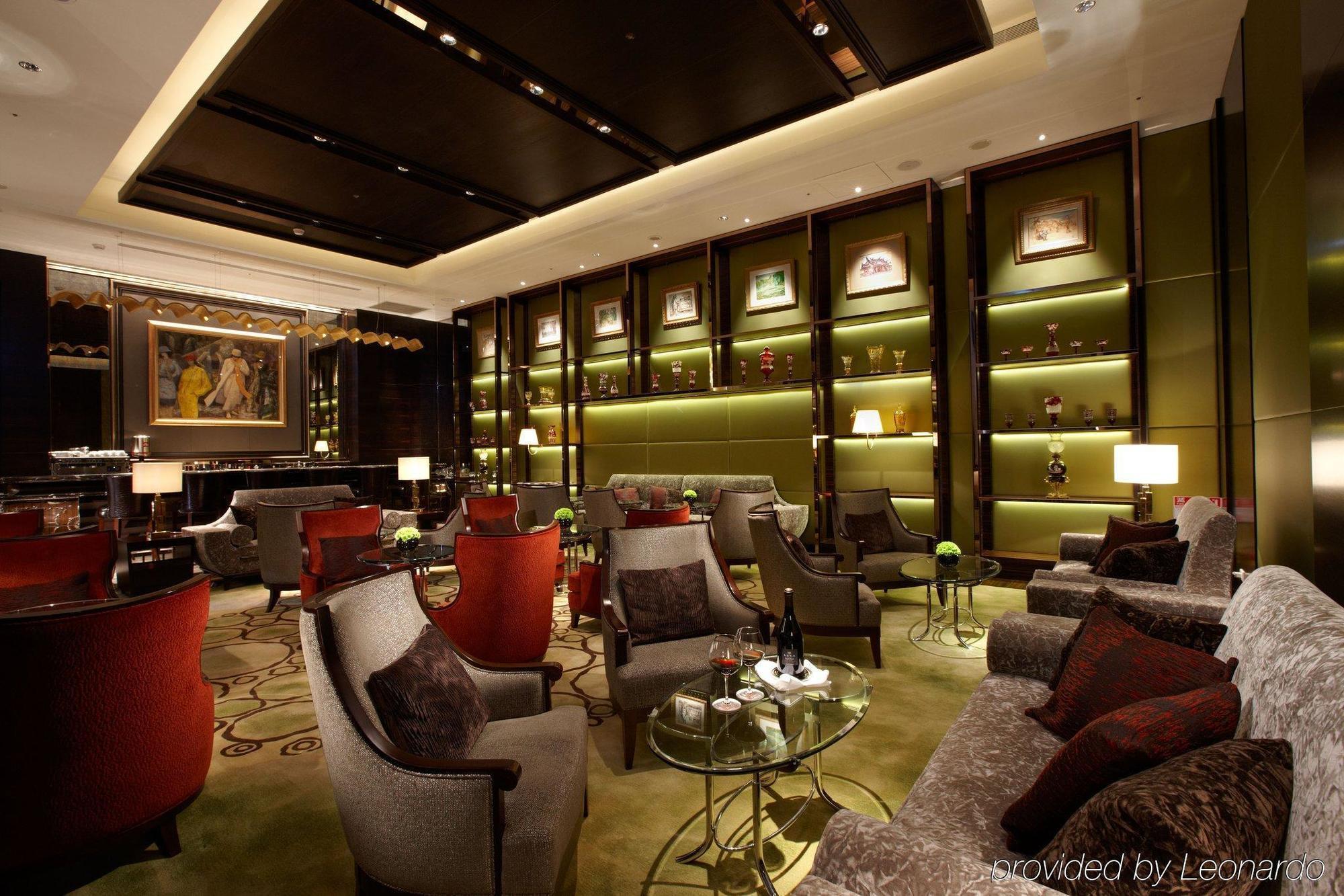 Hotel The Okura Prestige Taipéi Exterior foto The Lounge at the airport