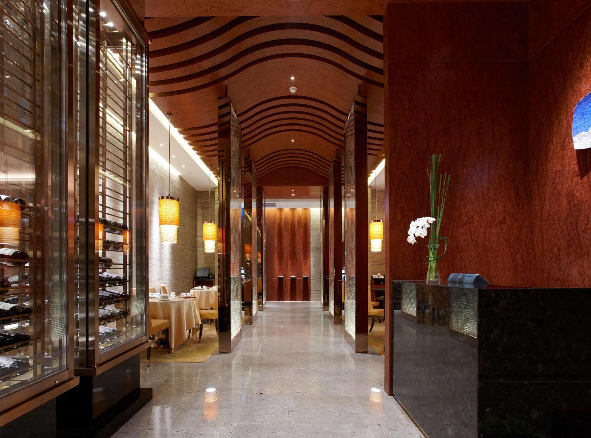 Hotel The Okura Prestige Taipéi Exterior foto The interior of the restaurant