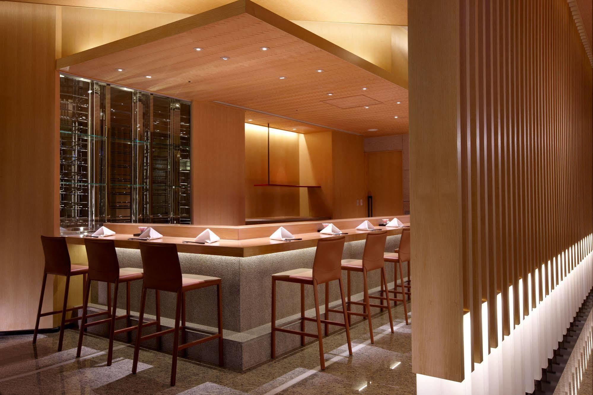 Hotel The Okura Prestige Taipéi Exterior foto The interior of the restaurant